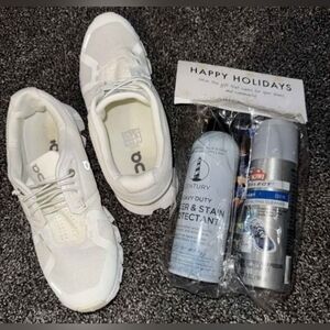 Women's On Cloud 5 shoes, size 8